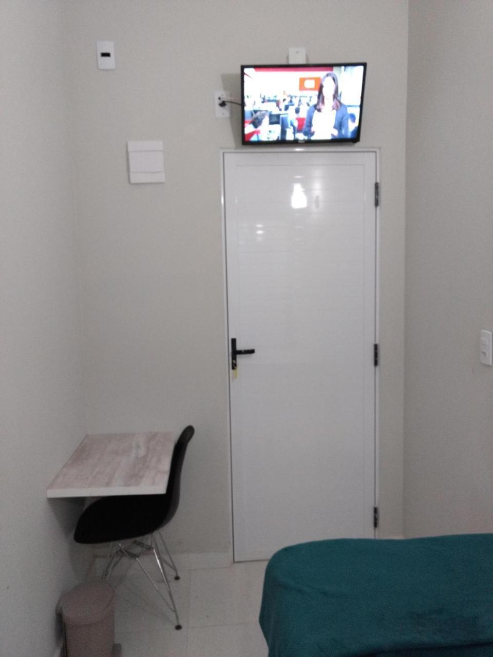 Pertinho Do Aeroporto Hospedagem Particular Várzea Grande エクステリア 写真